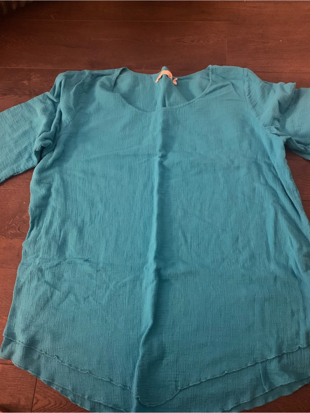 Soft surrounding top